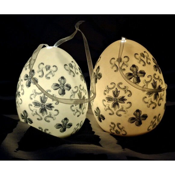 Valerie Parr Hill Blue & White 2 Timed Illumination 3.5" Damask Porcelain Eggs - Picture 1 of 7